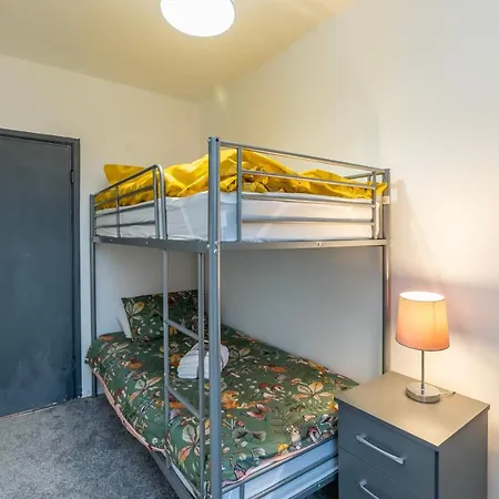Beautiful 3-bed House In