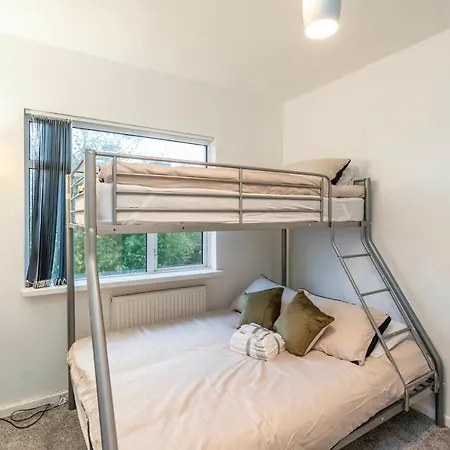 別荘 Beautiful 3-bed House In